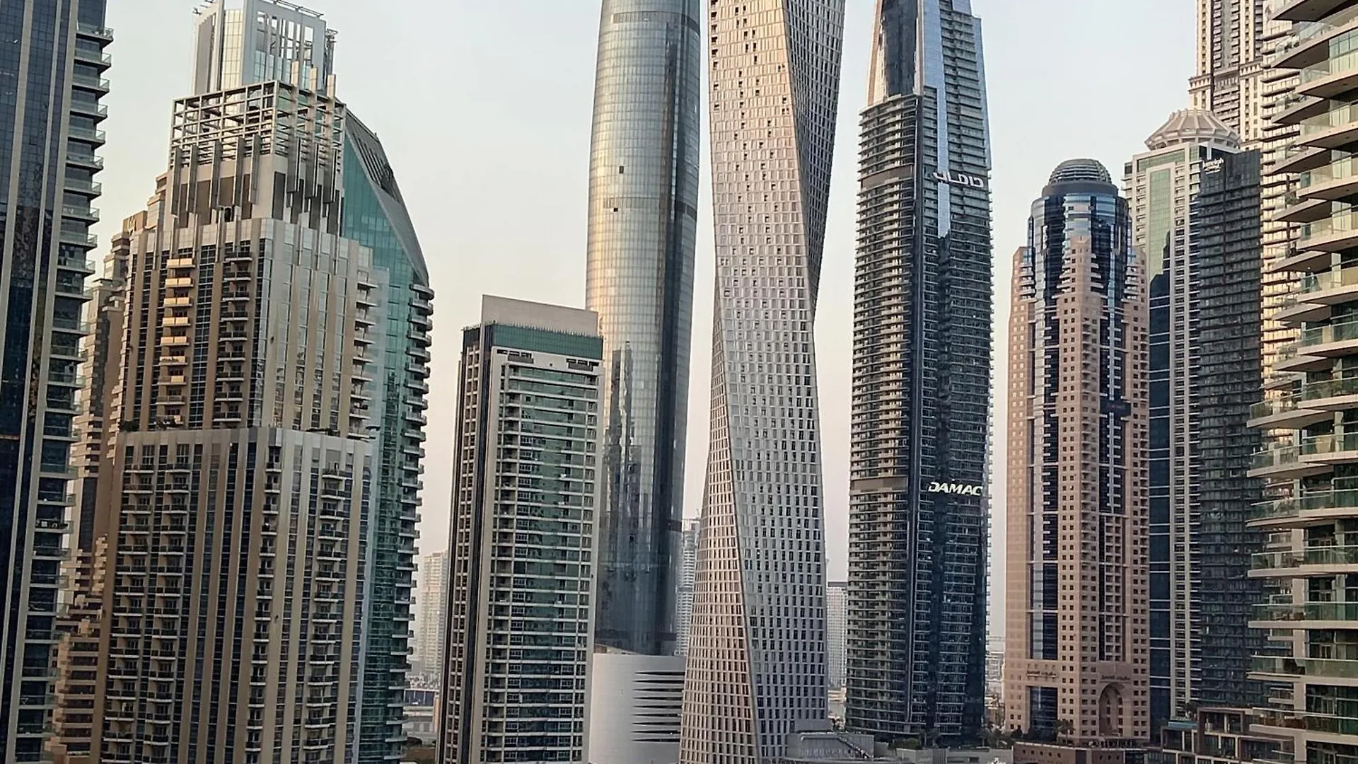 1 Bhk Luxury Apartment Merina Views Dubai