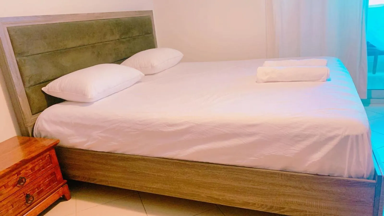 1 Bhk Luxury Apartment Merina Views Dubai